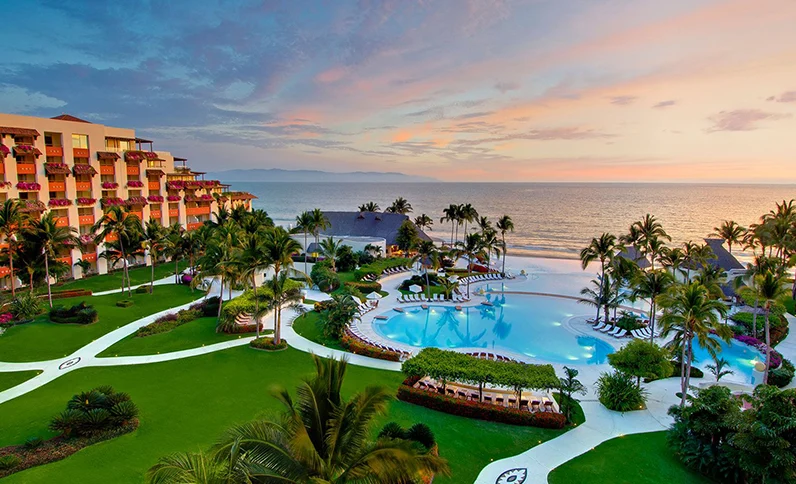 Unveiling the Ultimate All-Inclusive Wedding Resorts in Puerto Vallarta: The Grand Velas Riviera Nayarit Experience | The House of Wedding Puerto Vallarta